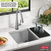 Lavabo de cocina para barra/preparación de alimentos tipo estación de trabajo con un receptáculo de acero inoxidable calibre 16 de 17" de montaje bajo encimera, con reborde WorkFlow™ y accesorios